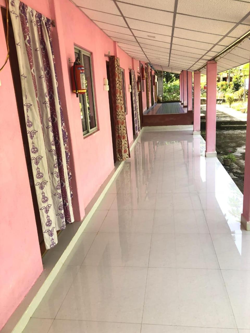 Hotel Blue Bird Residency Lakshmanpur Esterno foto